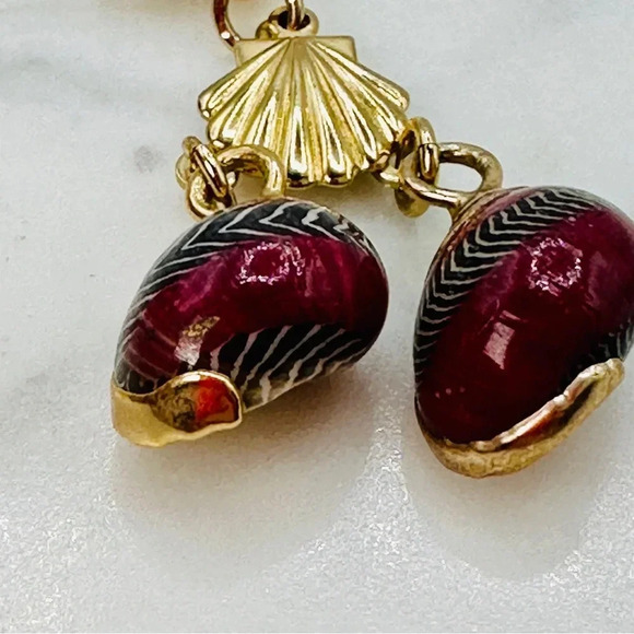 Hand Painted Small Shell Earrings in Burgundy and Gold Tone French Wire… - Picture 7 of 10